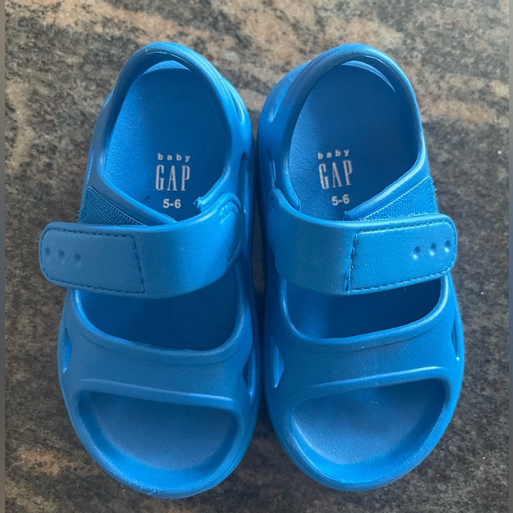Baby Gap sandals brand new NWOT